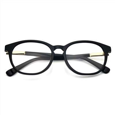 Očala z okroglim okvirjem